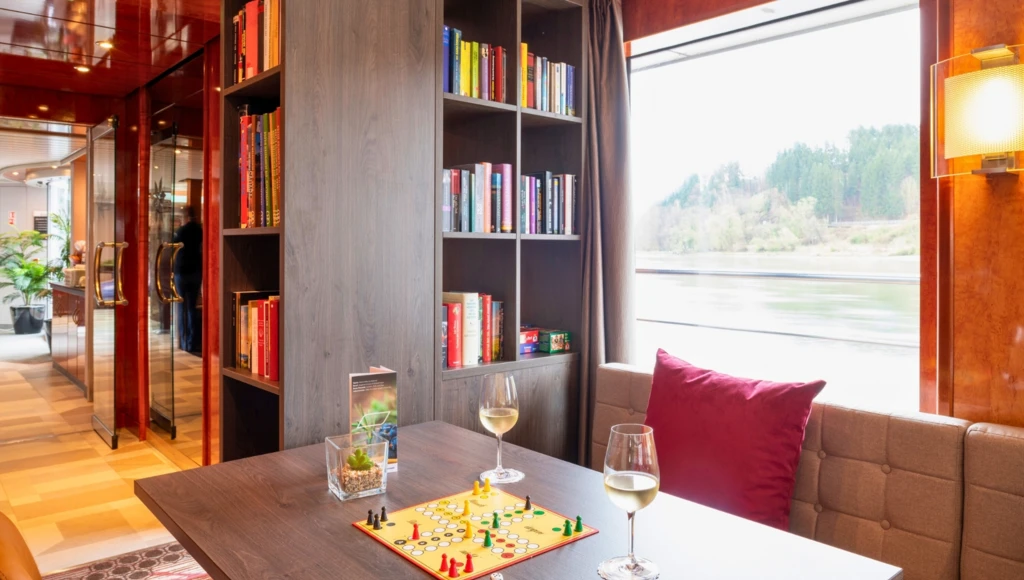 Lo mejor del Danubio en 4 días: Wachau, Viena y Budapest a bordo de un moderno barco con spa.