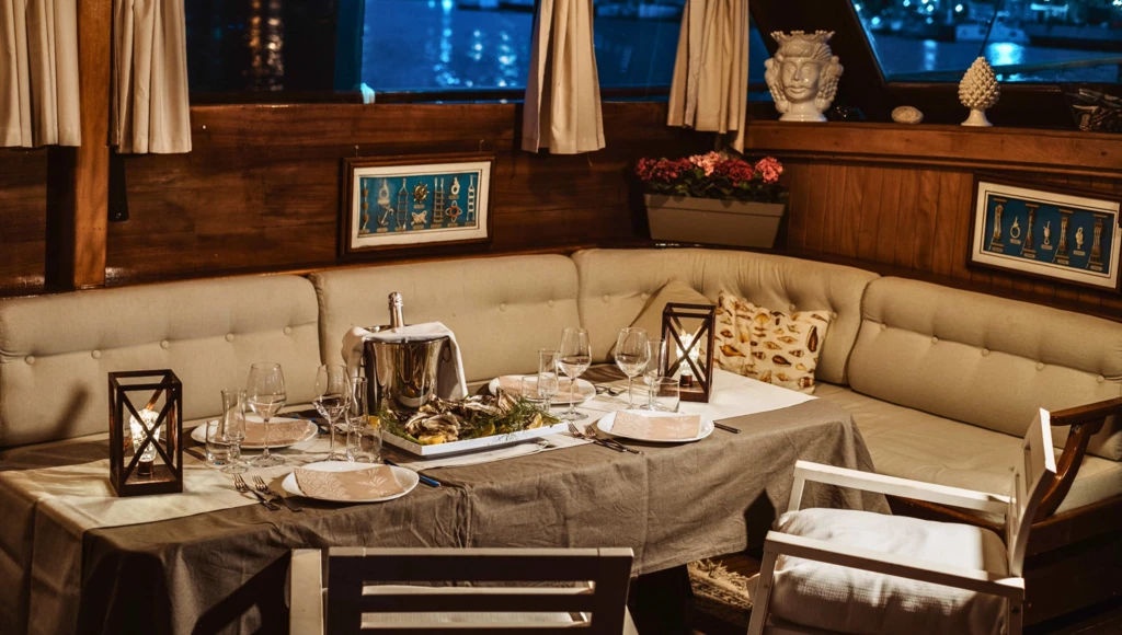 Escapada en goleta al corazón de las Eolias: 8 días entre las lavas de Stromboli y las aguas cristalinas de Lipari