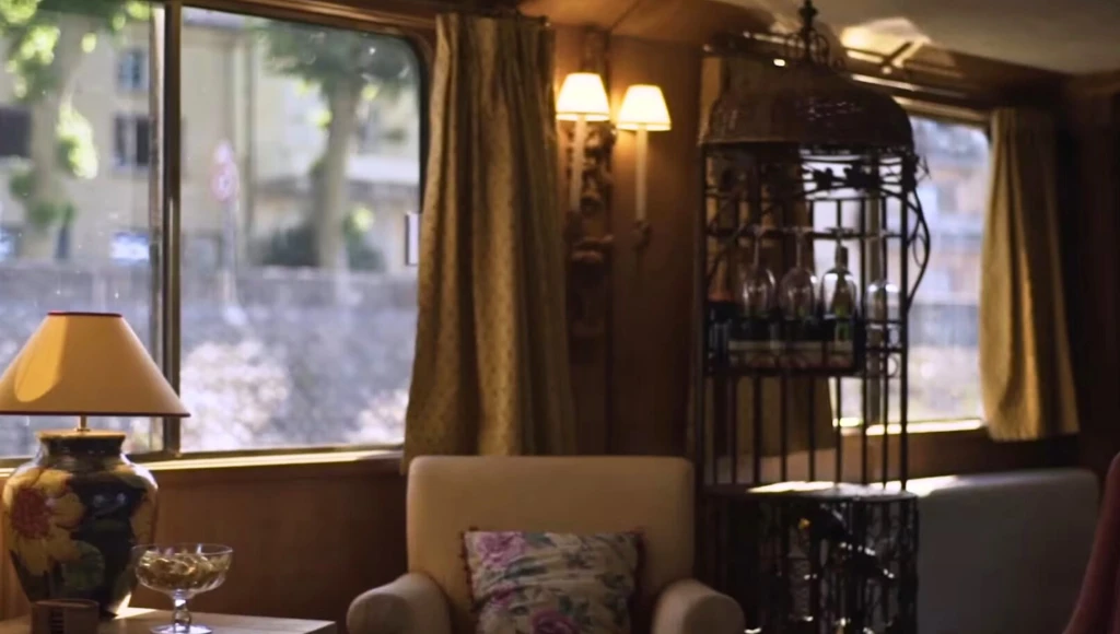 Eleganz und Charme der Provence: 7 Tage Luxuskreuzfahrt auf einem Hausboot-Hotel zwischen malerischen Dörfern, Weinbergen und den Düften der Garrigue