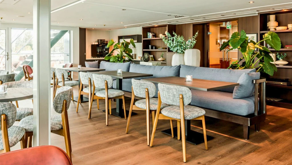 Authentic Netherlands: 6 days of canals, windmills, and picturesque landscapes