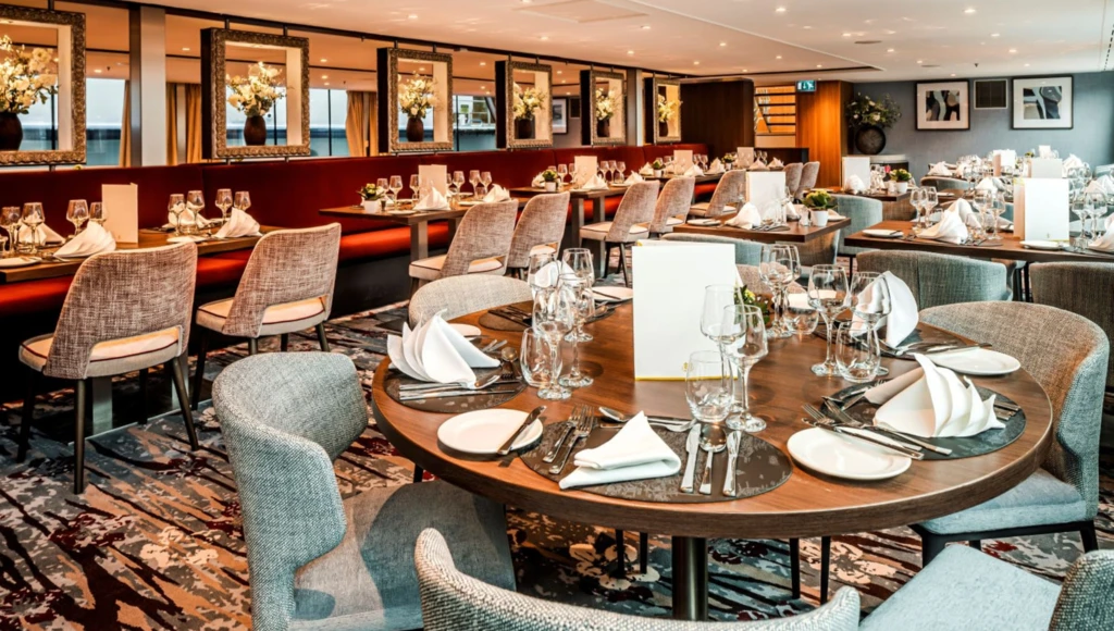 Authentic Netherlands: 6 days of canals, windmills, and picturesque landscapes