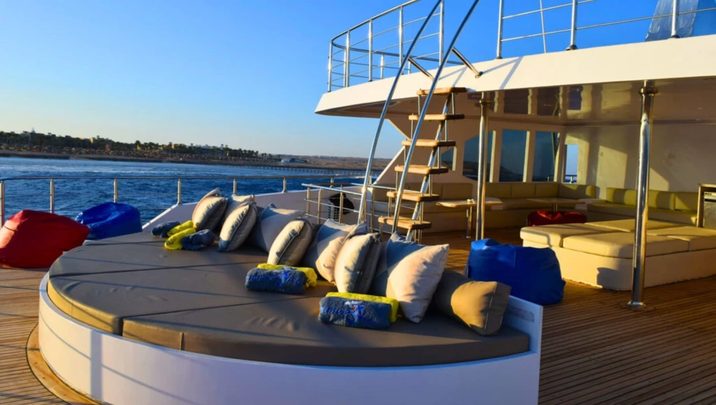 Huit jours de croisière-plongée entre Tiran, Ras Mohamed et les grandes épaves de la mer Rouge