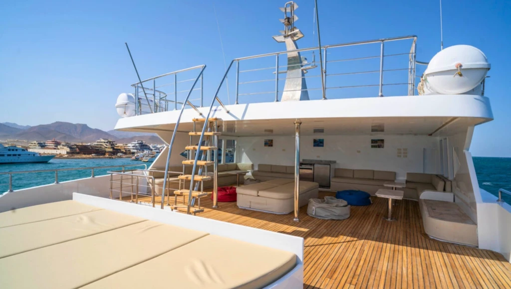 Huit jours de croisière-plongée entre Tiran, Ras Mohamed et les grandes épaves de la mer Rouge