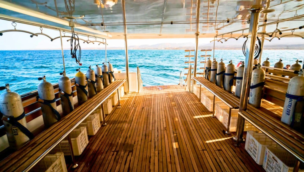 Huit jours de croisière-plongée entre Tiran, Ras Mohamed et les grandes épaves de la mer Rouge