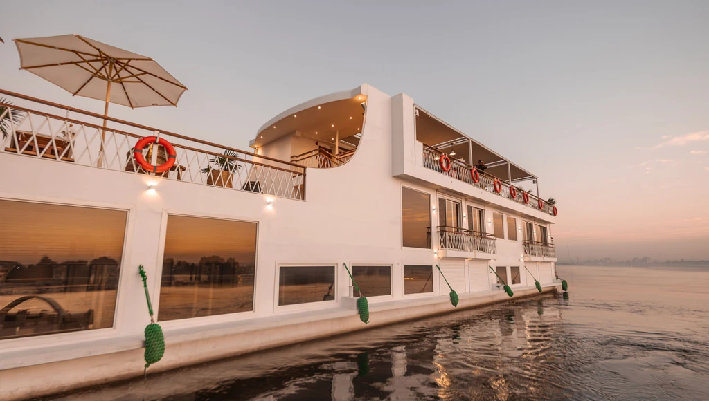 Odyssée sur le Nil : 6 jours à bord d’une dahabieh exceptionnelle, entre mythes et beautés éternelles