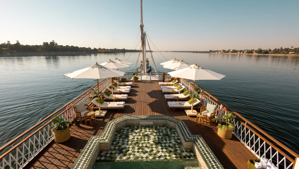 Odyssée sur le Nil : 6 jours à bord d’une dahabieh exceptionnelle, entre mythes et beautés éternelles