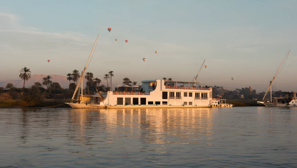 Odyssée sur le Nil : 6 jours à bord d’une dahabieh exceptionnelle, entre mythes et beautés éternelles
