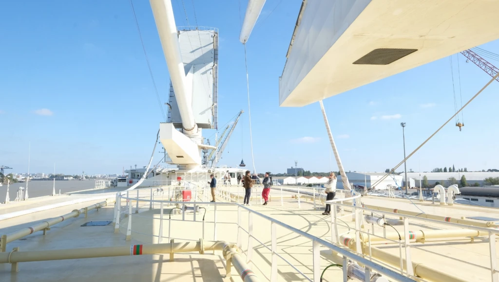 Return to France via the Atlantic: 8 days aboard a sailing cargo ship between the Americas and Saint-Nazaire