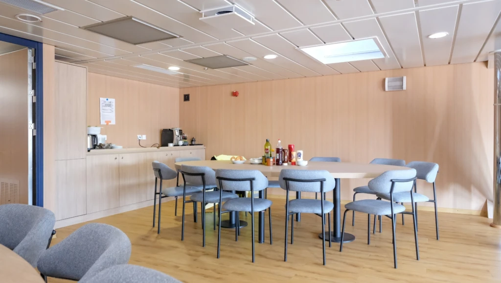 Return to France via the Atlantic: 8 days aboard a sailing cargo ship between the Americas and Saint-Nazaire