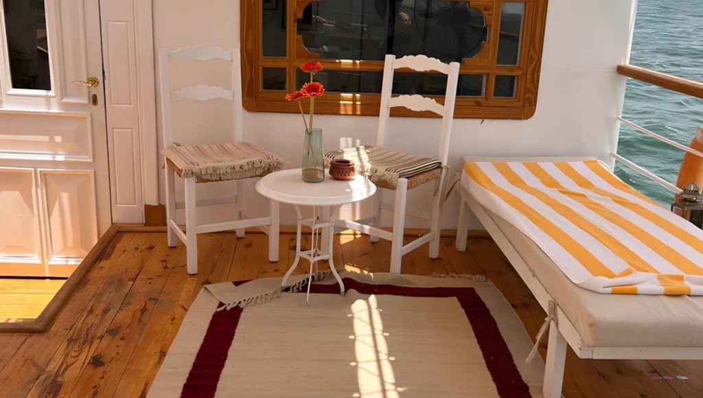 Croisière sur le lac Nasser : 4 jours entre temples mythiques et immensités désertiques