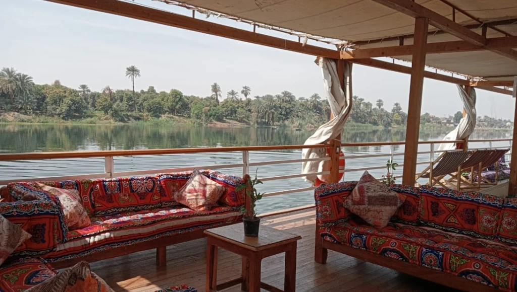 Voyage au fil des merveilles pharaoniques : 6 jours hors du temps sur le Nil entre Louxor et Assouan