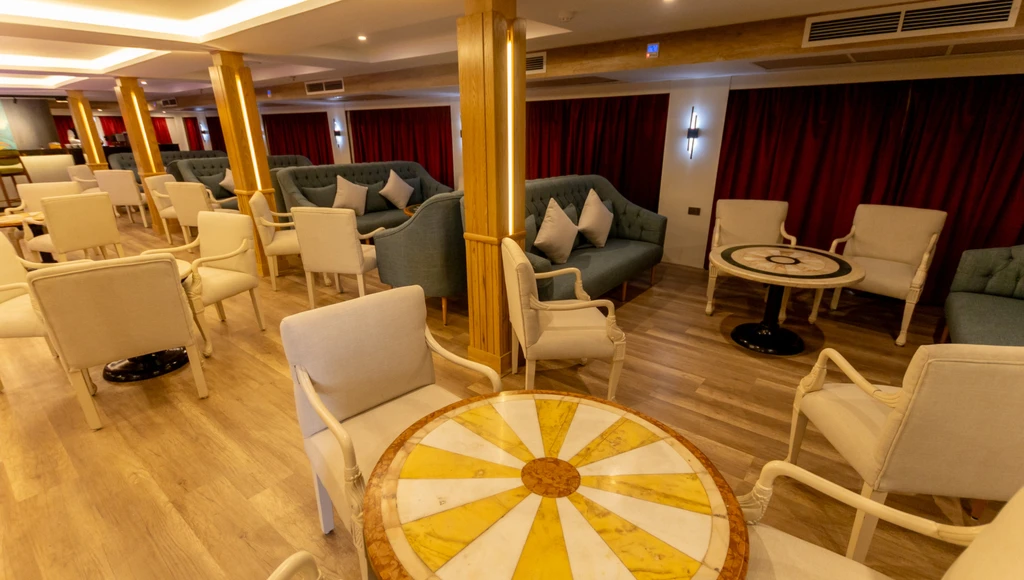 Les mystères de l'Egypte : combiné de deux nuits au Caire et cinq nuits sur le Nil en Dahabieh