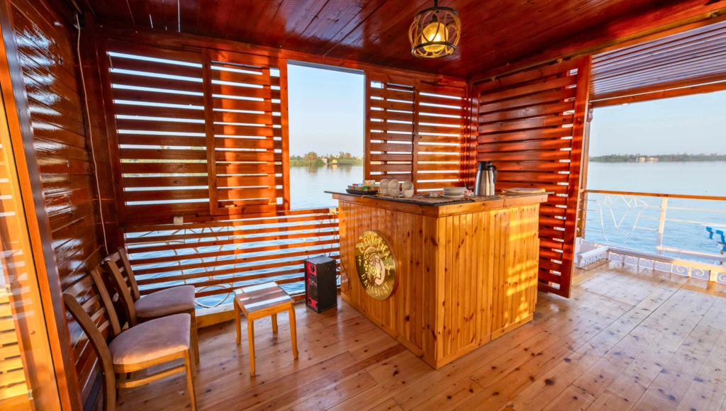 Le Nil authentique à bord d'un sandal : croisière intimiste de 5 jours au cœur de la Haute-Égypte, d’Esna à Assouan