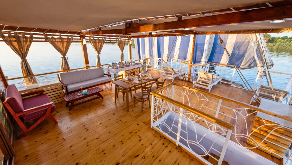 Le Nil authentique à bord d'un sandal : croisière intimiste de 5 jours au cœur de la Haute-Égypte, d’Esna à Assouan