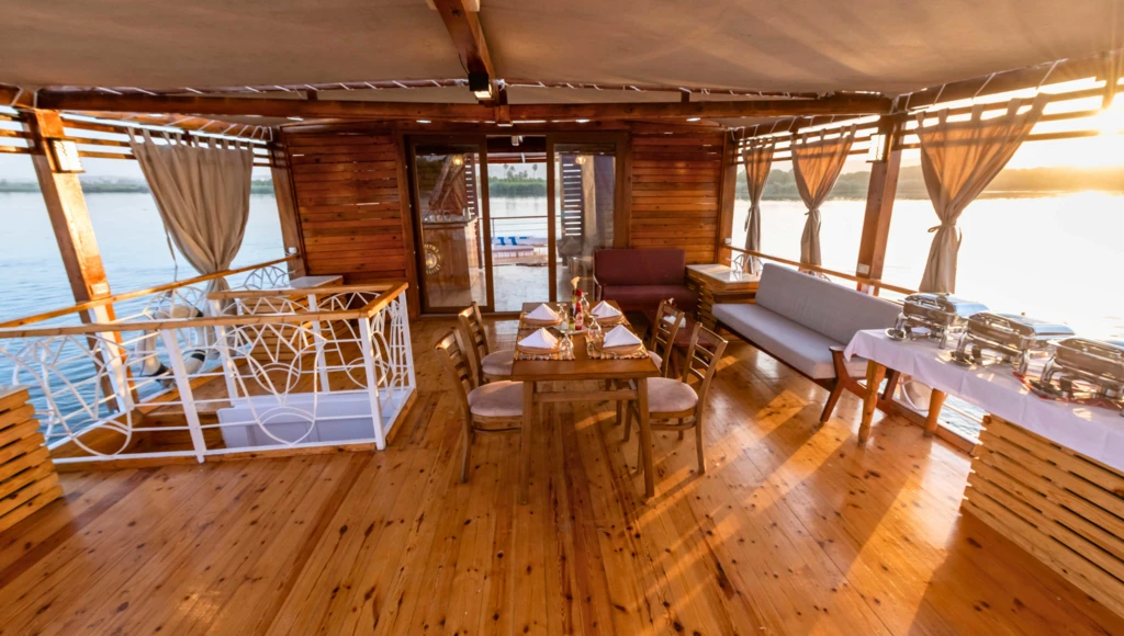 Le Nil authentique à bord d'un sandal : croisière intimiste de 5 jours au cœur de la Haute-Égypte, d’Esna à Assouan