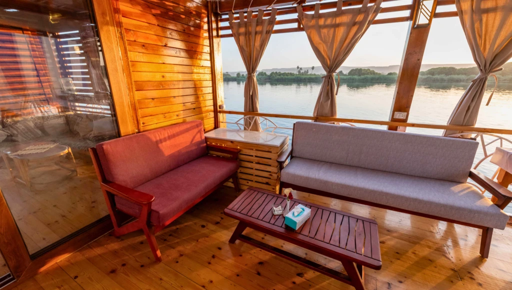 Le Nil authentique à bord d'un sandal : croisière intimiste de 5 jours au cœur de la Haute-Égypte, d’Esna à Assouan