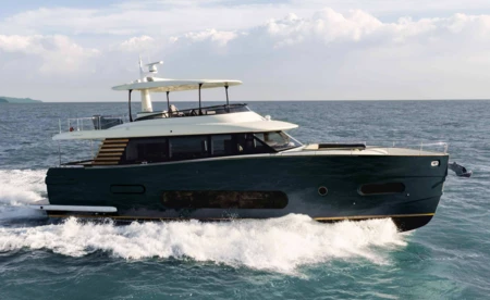 Azimut Magellano 66