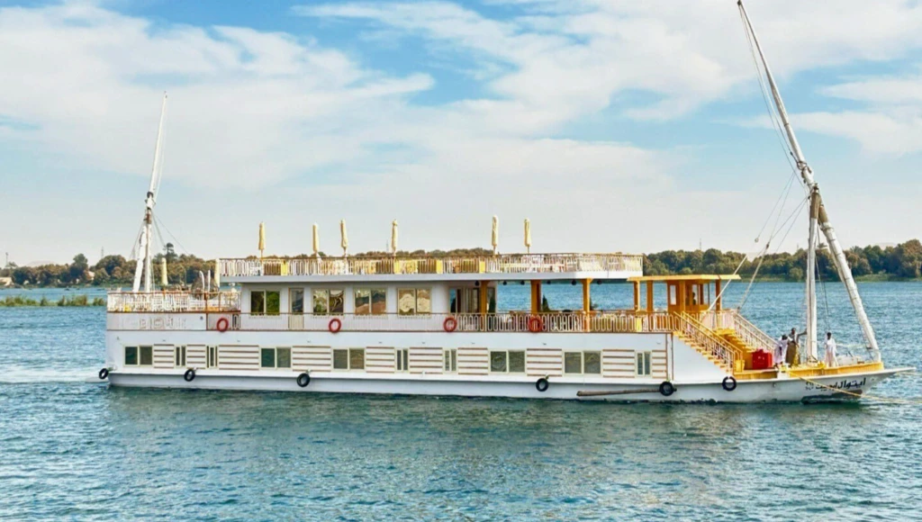 Voyage initiatique de 9 jours en Égypte antique, éveil des sens et exploration du sacré avec Clémentine de Forton