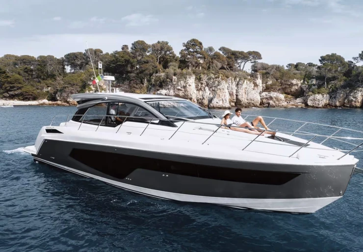 Azimut Atlantis 51 Flisvos Marina | Summer Breeze