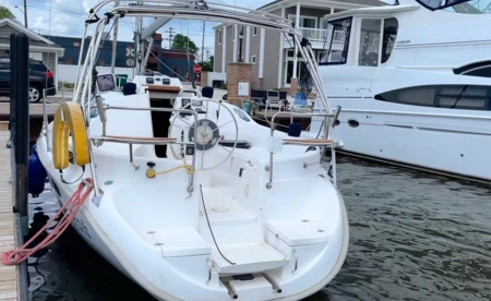 Hunter 320