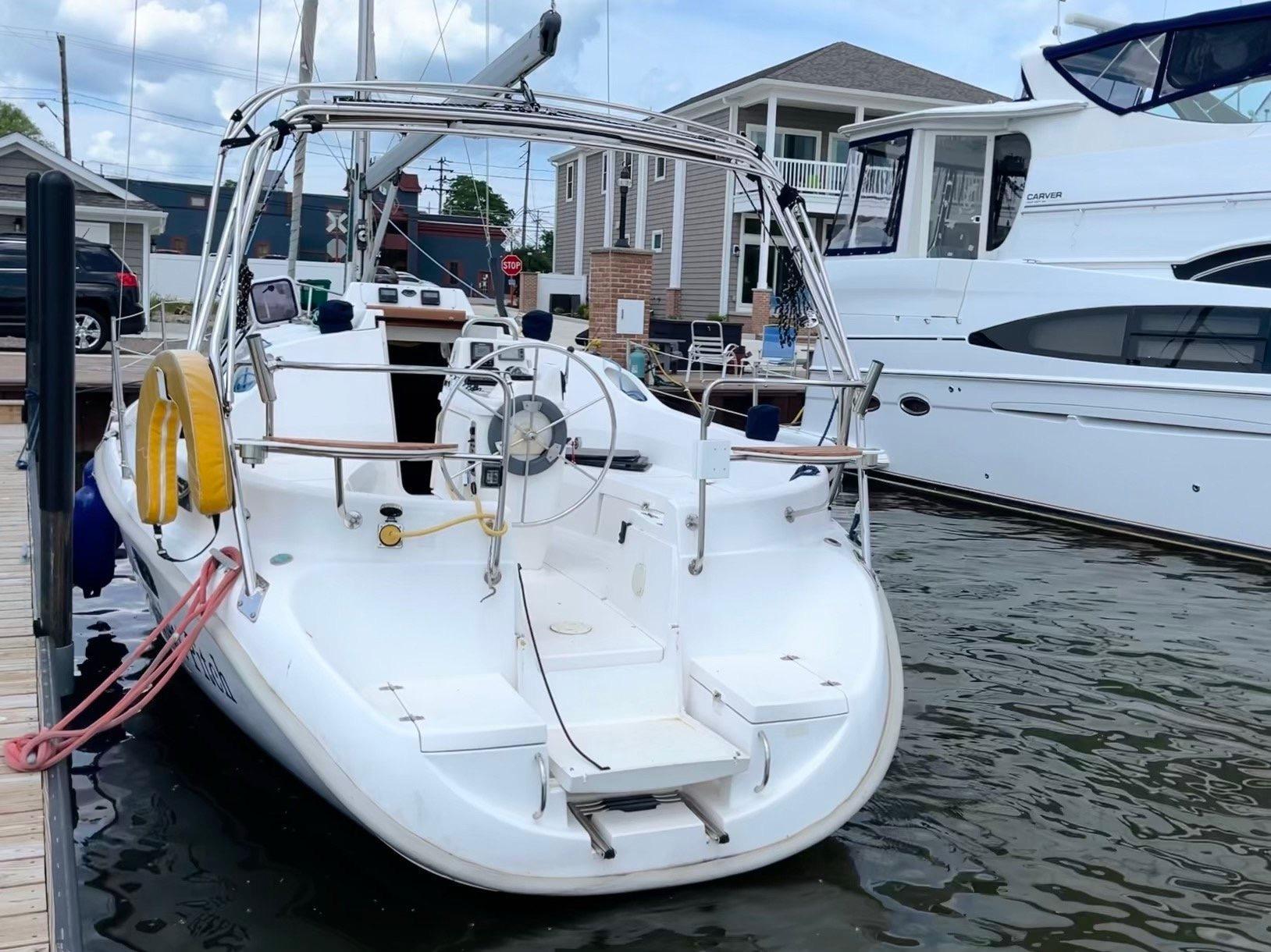 Hunter 320