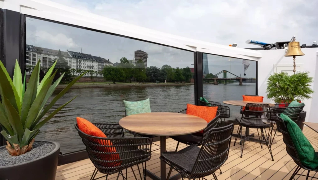 Minicrucero de 4 días entre Colonia y Ámsterdam: los canales de Ámsterdam, las tradiciones queseras de Edam y el ambiente hanseático de Nimega
