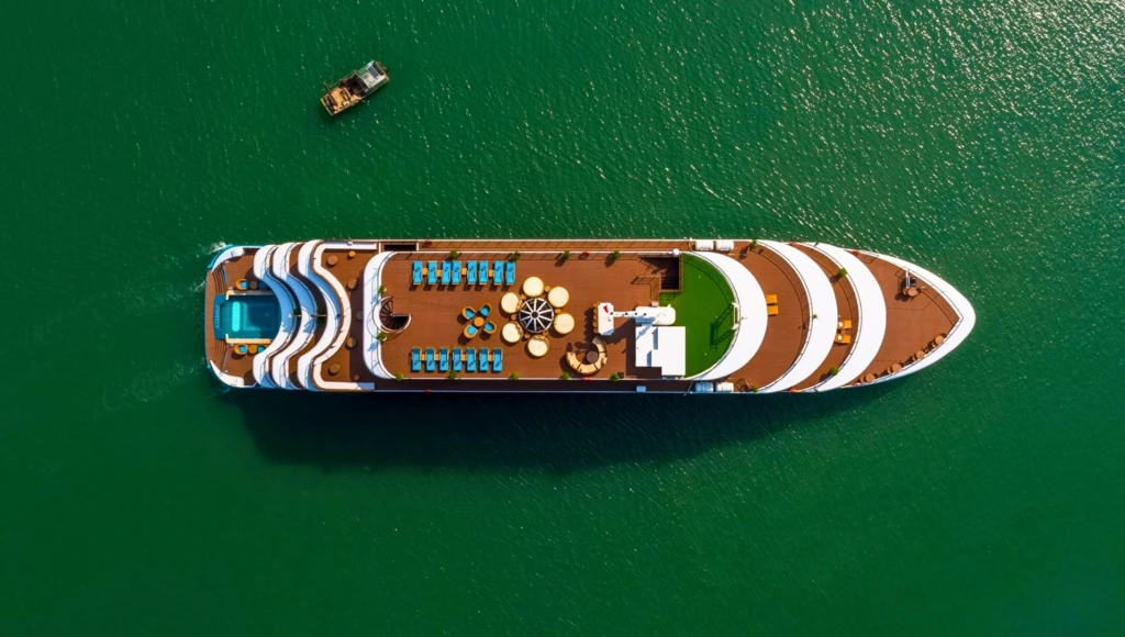 Circuit de 18 jours du Mékong à la baie d'Halong : Angkor, Saïgon, Hanoï et croisière culturelle