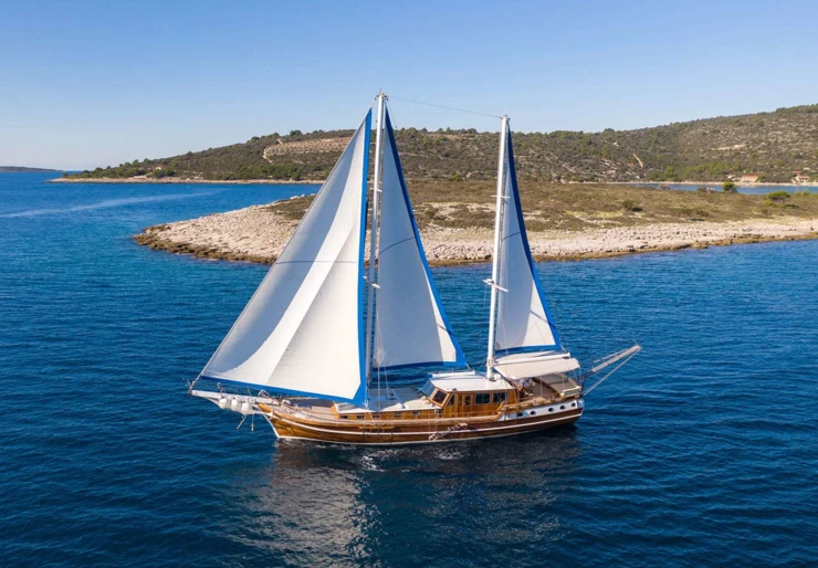 Andi Star Croacia | Andi Star