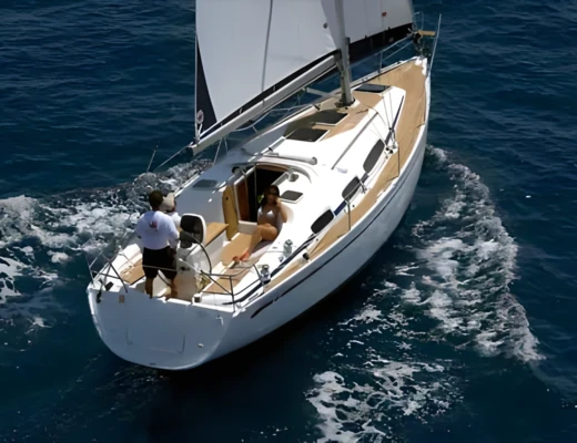 Bavaria 30