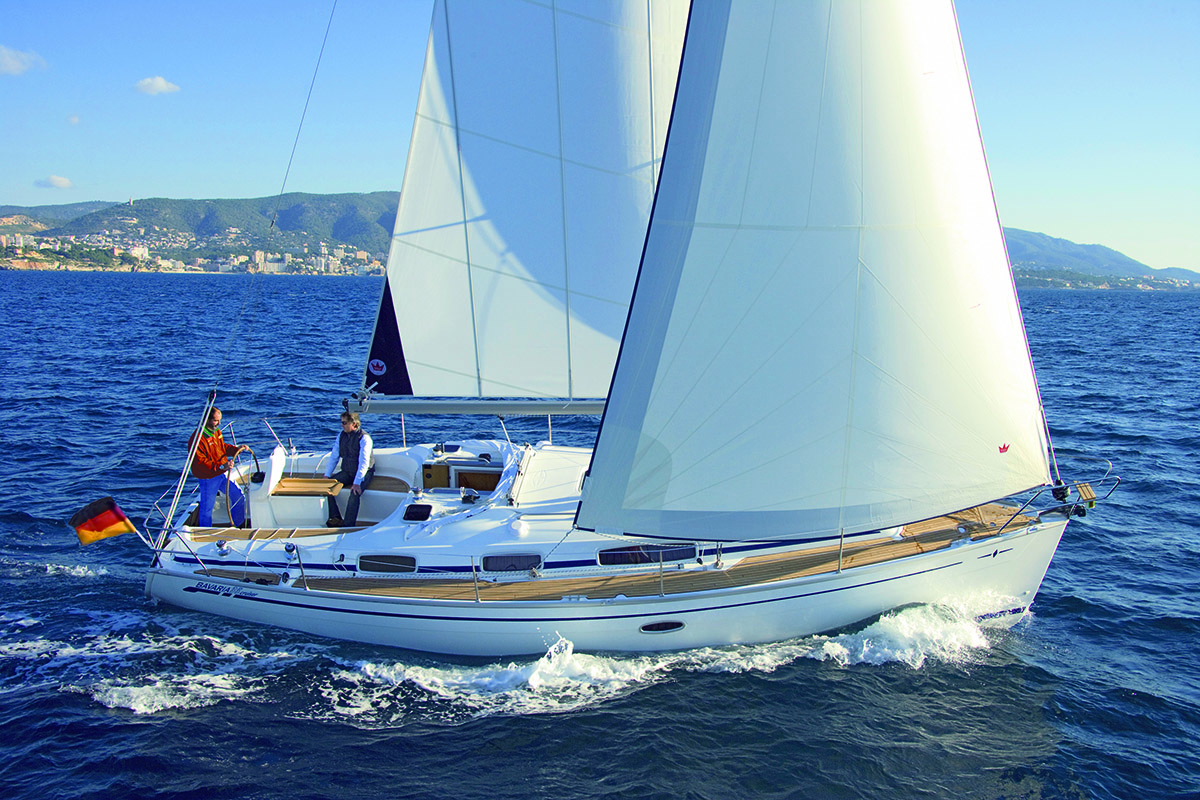 Bavaria 35
