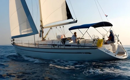 Bavaria 44