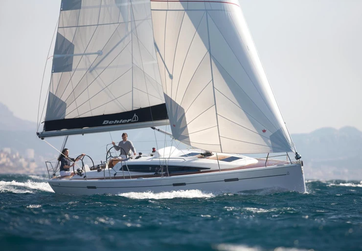 Dehler 38  |