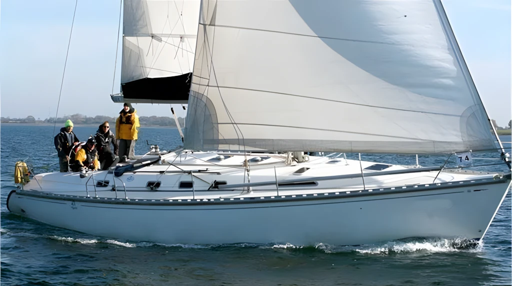 Dufour 43 Classic