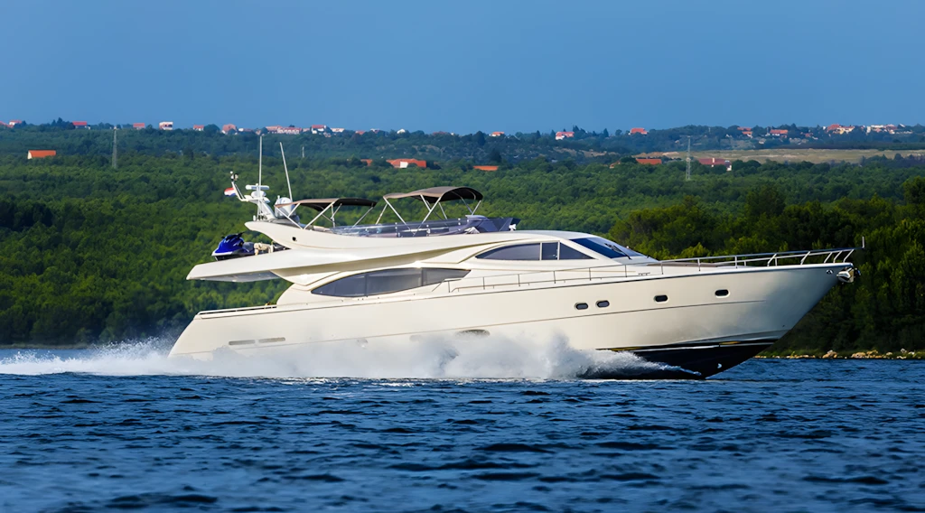 Ferretti 760
