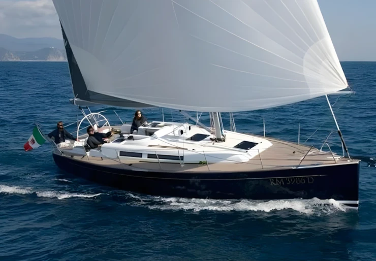 Grand Soleil 37 Cala de Medici | JASPER