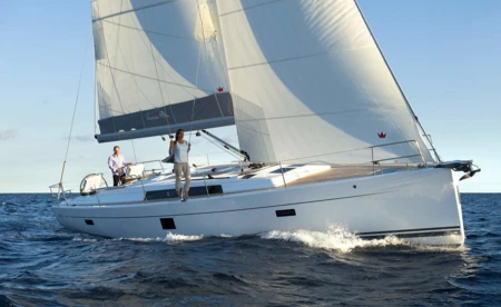 Hanse 445