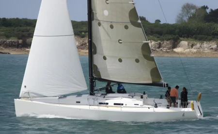J 122