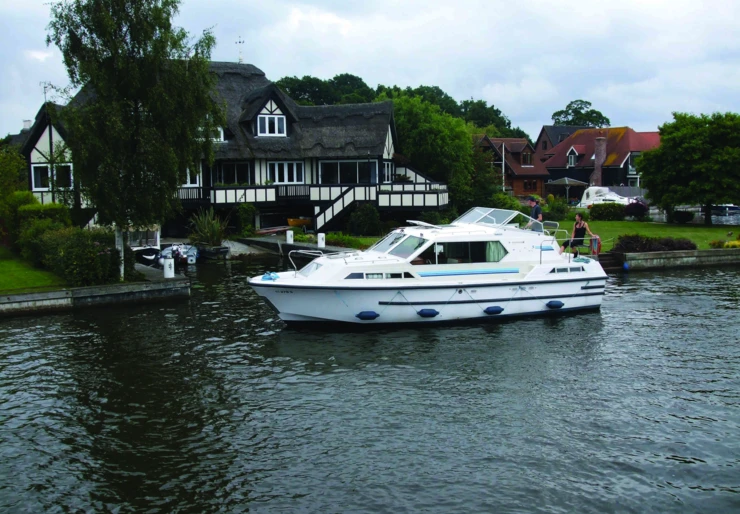 Lake Star Carrick | LAKE-CARR