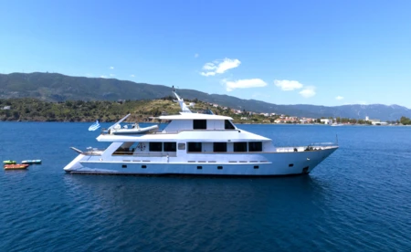 M/Y Elena
