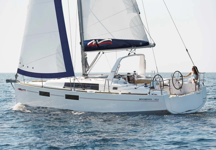 Oceanis 35 (Moorings) Cannigione | Tefiti