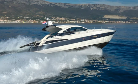 Pershing 46