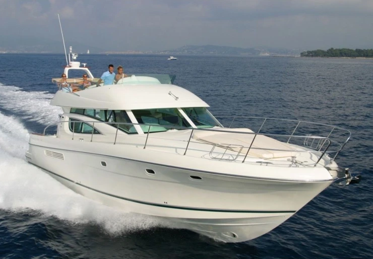 Prestige 46 Fly Marina Nautika | Nimas Maris